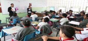 Cuánto gana un maestro de primaria en México