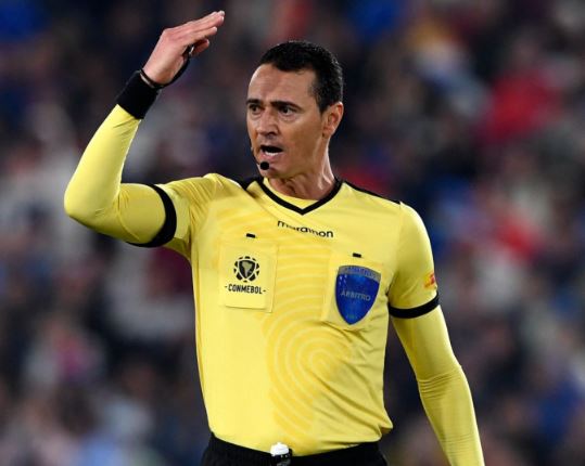 Cuánto cobra un árbitro en la Copa Libertadores