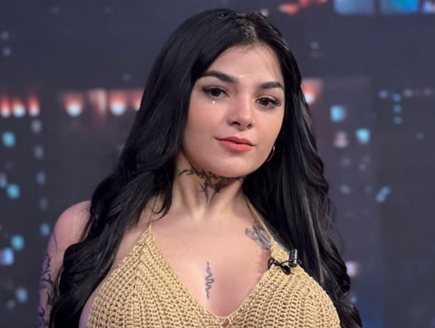 ¿Cuánto gana Karely Ruiz?