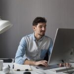 Cuánto gana un programador freelance: tarifas, ingresos y factores que determinan sus ganancias