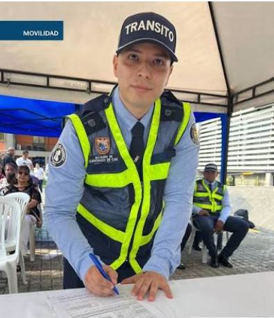 ¿Cuánto gana un guarda de tránsito en Cali?