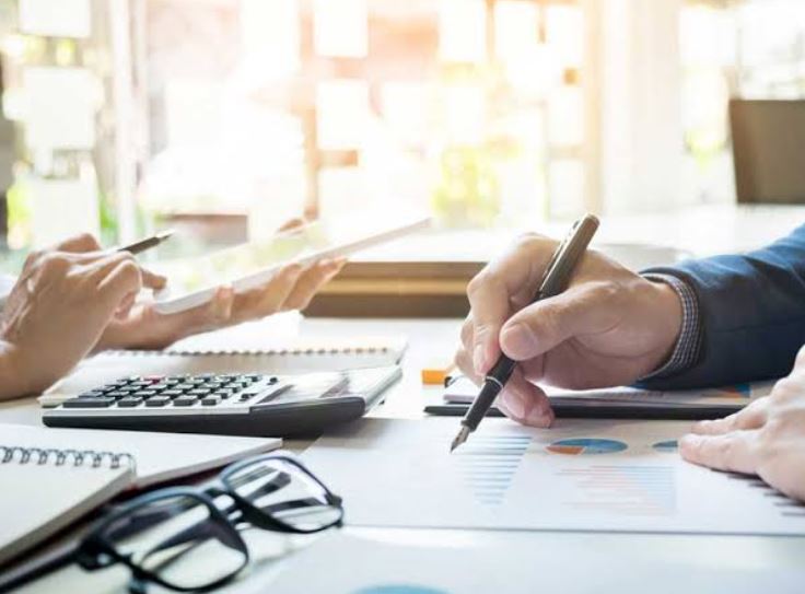 ¿Cuánto gana un auditor del SAT en México?