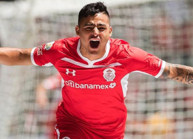 Cuánto gana Alexis Vega en Toluca