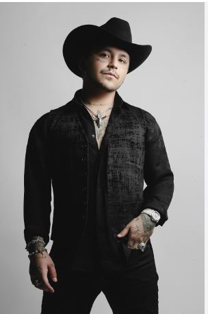 Cuánto dinero tiene Christian Nodal